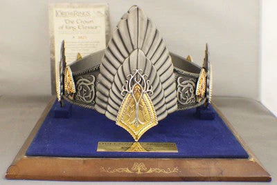 Lord Of The Rings Replica Crown Of King Elessar by Noble Collection - Image 4