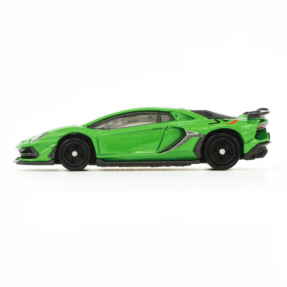 Aventador SVJ Core Tomica By Takara Tomica - Image 3