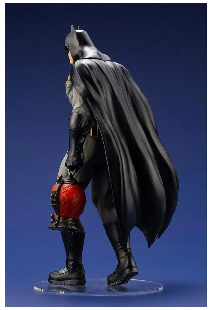 DC Comics Last Knight On Earth Batman Artfx Statue by Kotobukiya - Image 5