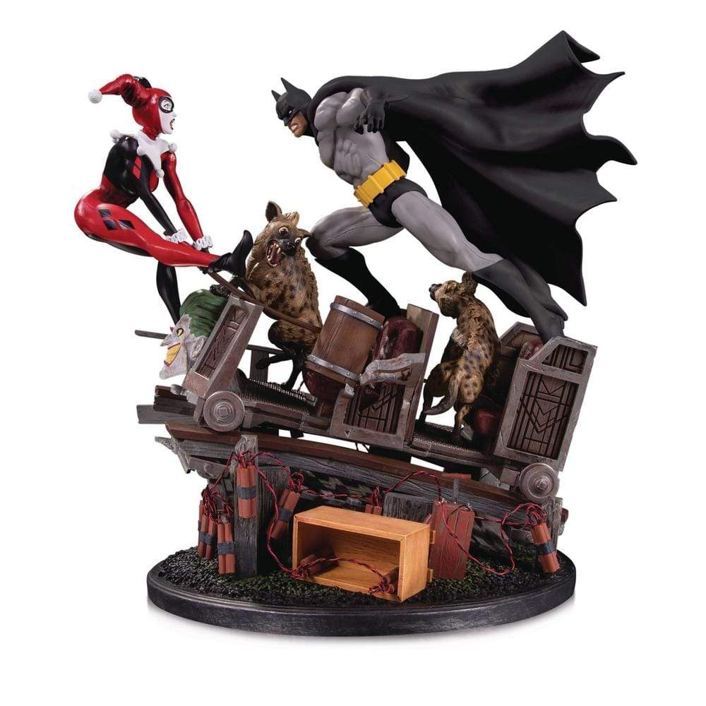 BATMAN VS HARLEY QUINN BATTLE STATUE - Image 3