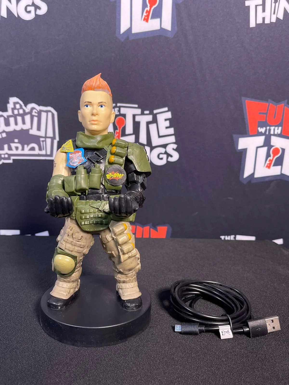 Call of Duty Battery Black Ops 4  Cable Guy Figure with 2m Micro USB Cable [Damaged Box] - Image 4