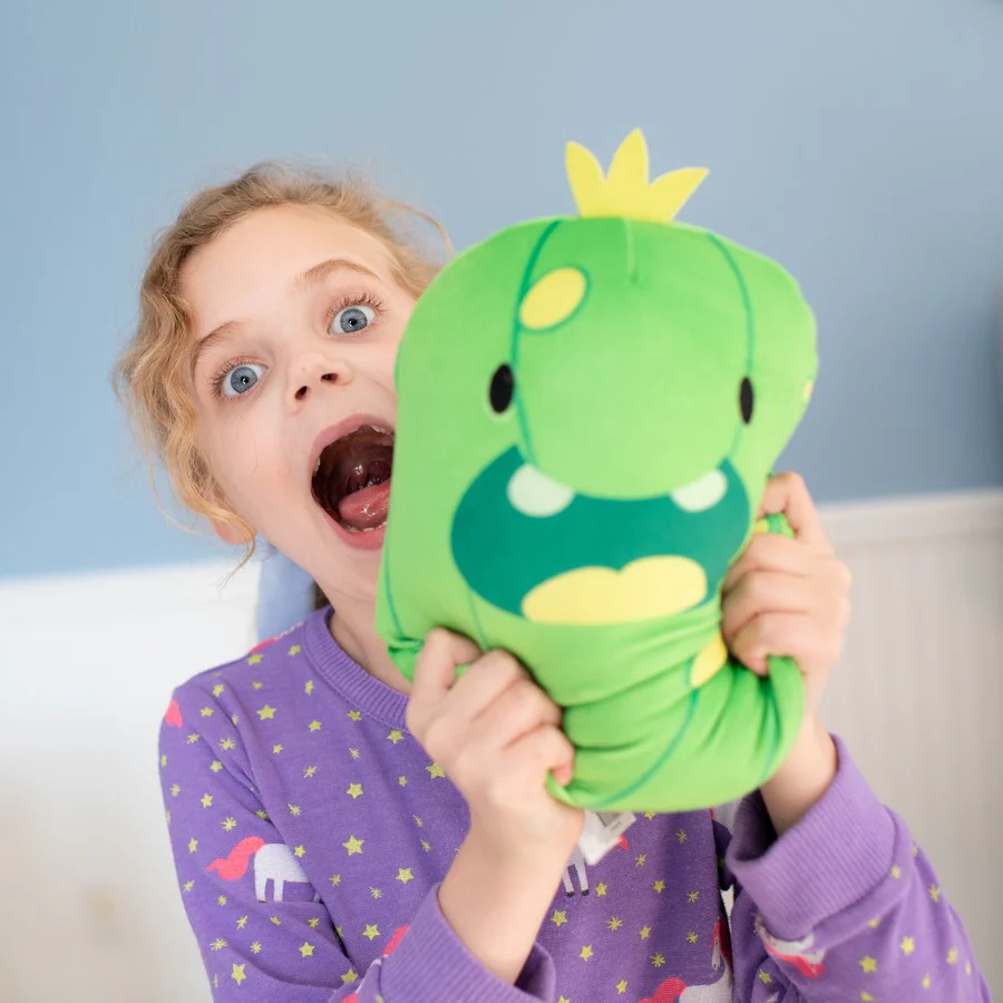 Cats vs Pickles 8" Jumbo Plush (1 Random) - Image 4