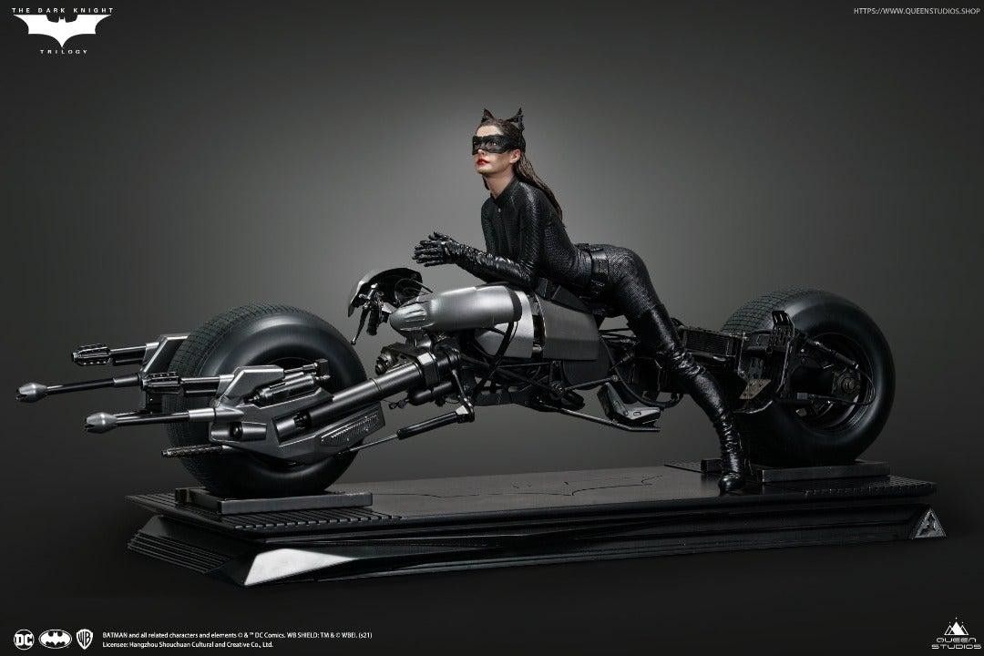 Catwoman 1/3 Scale Statue by Queen Studios - Image 4
