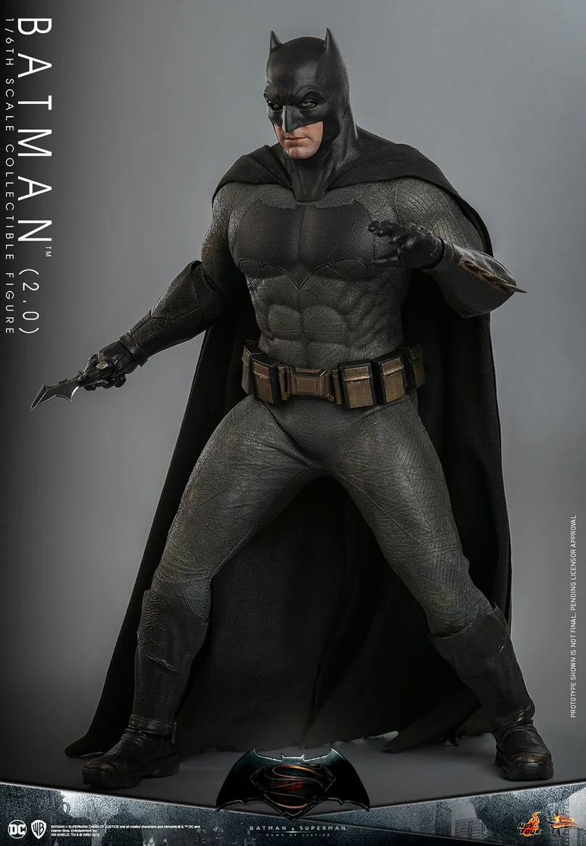 DC Batman (2.0) 1/6 Scale Action Figure By Hot Toys - Image 4