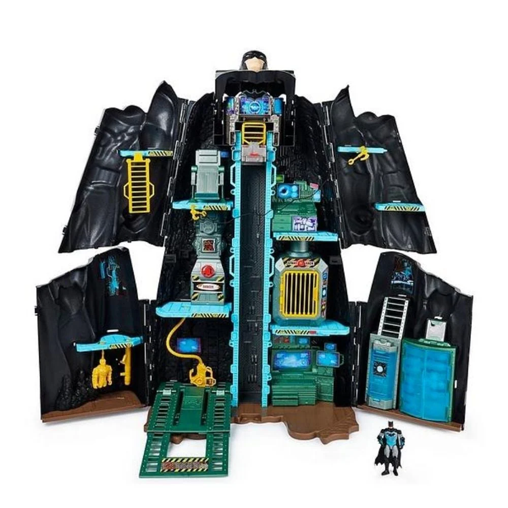 DC Batman Transforming Playset - Image 3