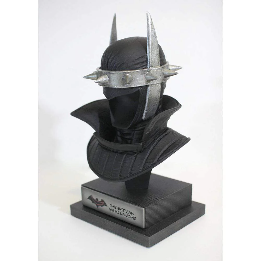 DC GALLERY BATMAN WHO LAUGHS COWL - Image 2