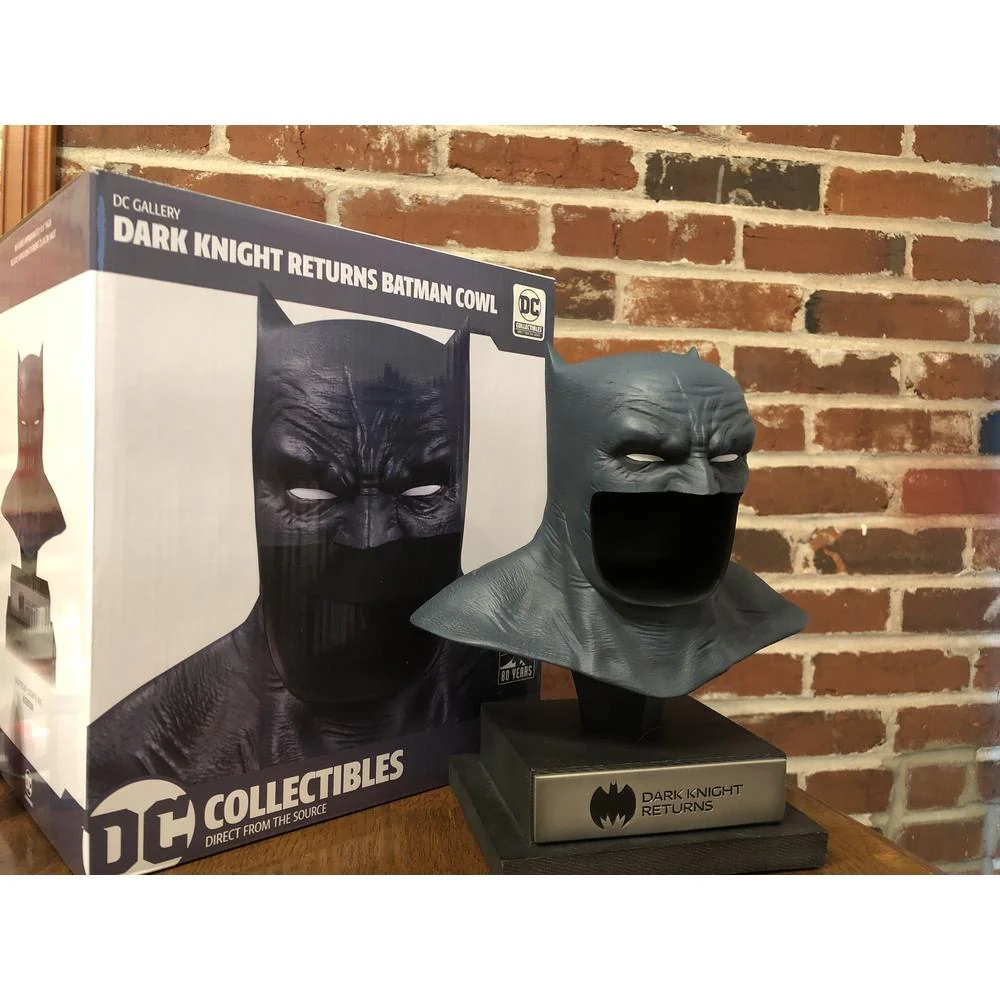 DC GALLERY DARK KNIGHT RETURNS COWL - Image 2