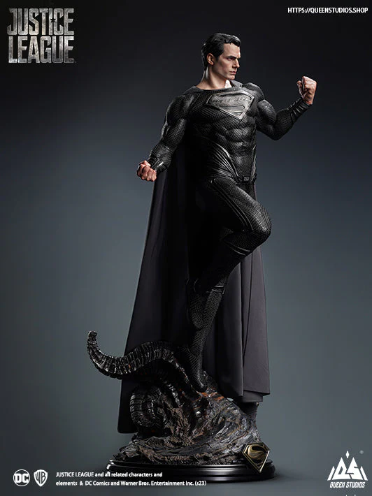 DC Superman (Black Suit) 1/3 Scale Statue (Premium Edition) By Queen Studios - Image 7