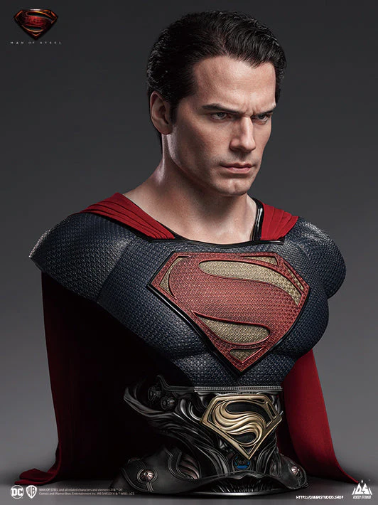 DC Superman ( Red & Blue Suit ) Life-size Bust By Queen Studios - Image 2