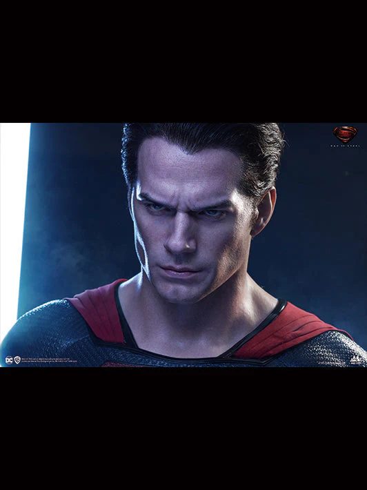 DC Superman ( Red & Blue Suit ) Life-size Bust By Queen Studios - Image 4