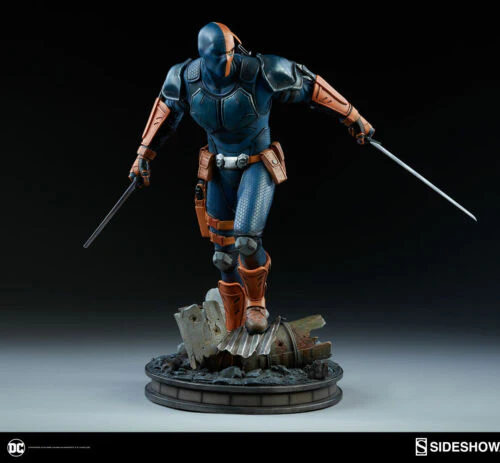 Deathstroke Premium Format Figure by Sideshow Collectibles - Image 3