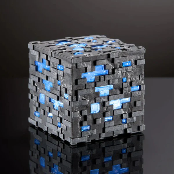 Minecraft Diamond Ore Illuminating Collector Replica By Noble Collection - Image 3