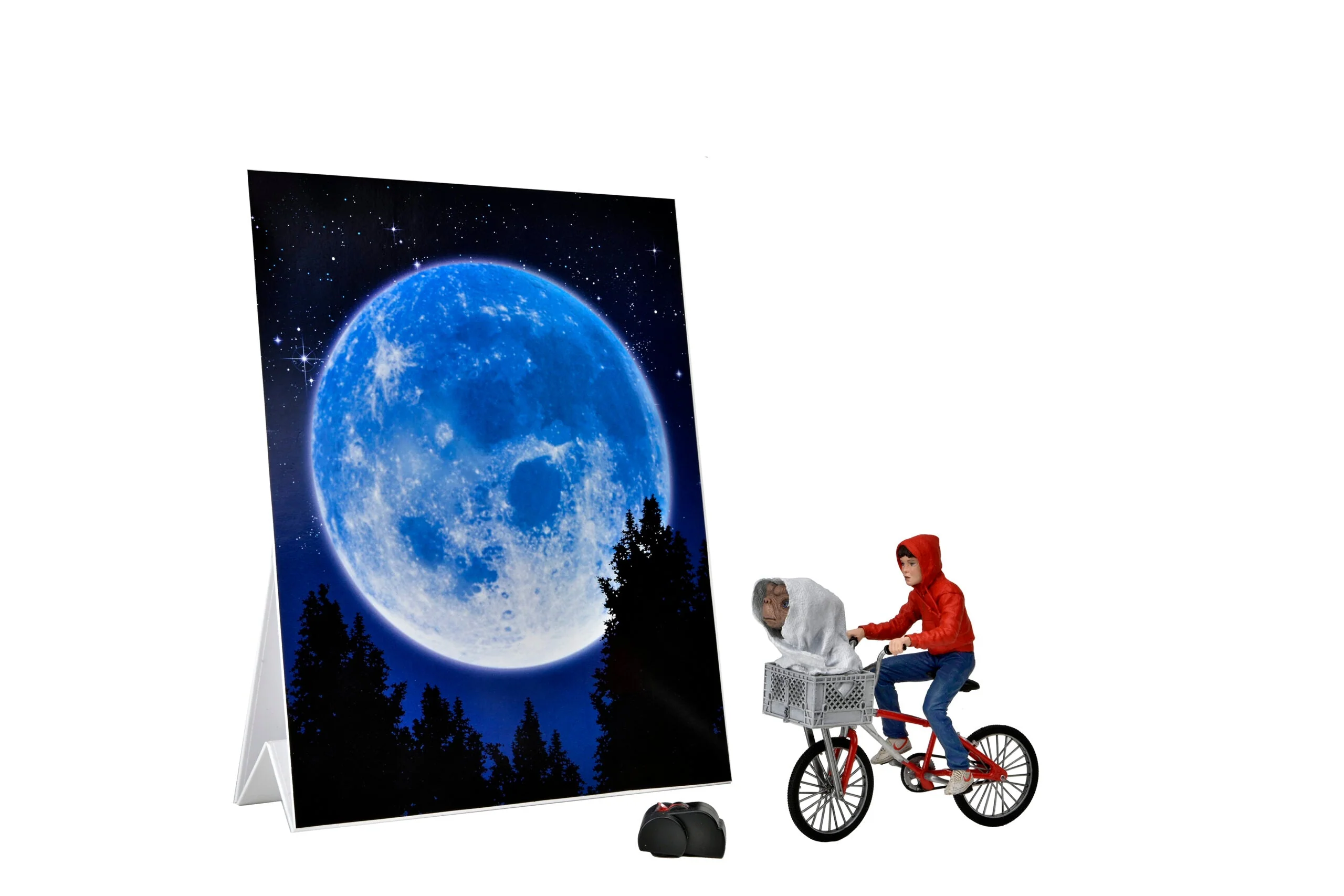 ET 40th Anniversary ET & Elliot On Bike 7" Ultimate Action Figure by Neca - Image 2