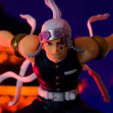 Demon Slayer : Kimetsu no Yaiba Tengen Uzui Fierce Battle Version Figurizm Figure by Sega - Image 3