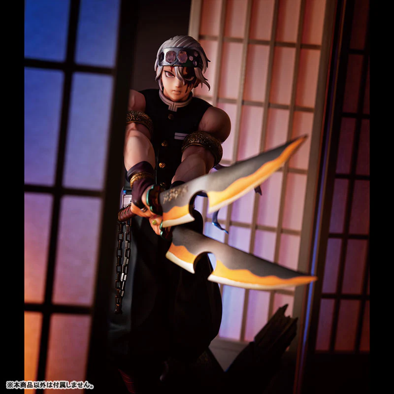 Demon Slayer : Kimetsu No Yaiba Tengen Uzui G.E.M. Series 1/8 Scale Figure by Megahouse - Image 2
