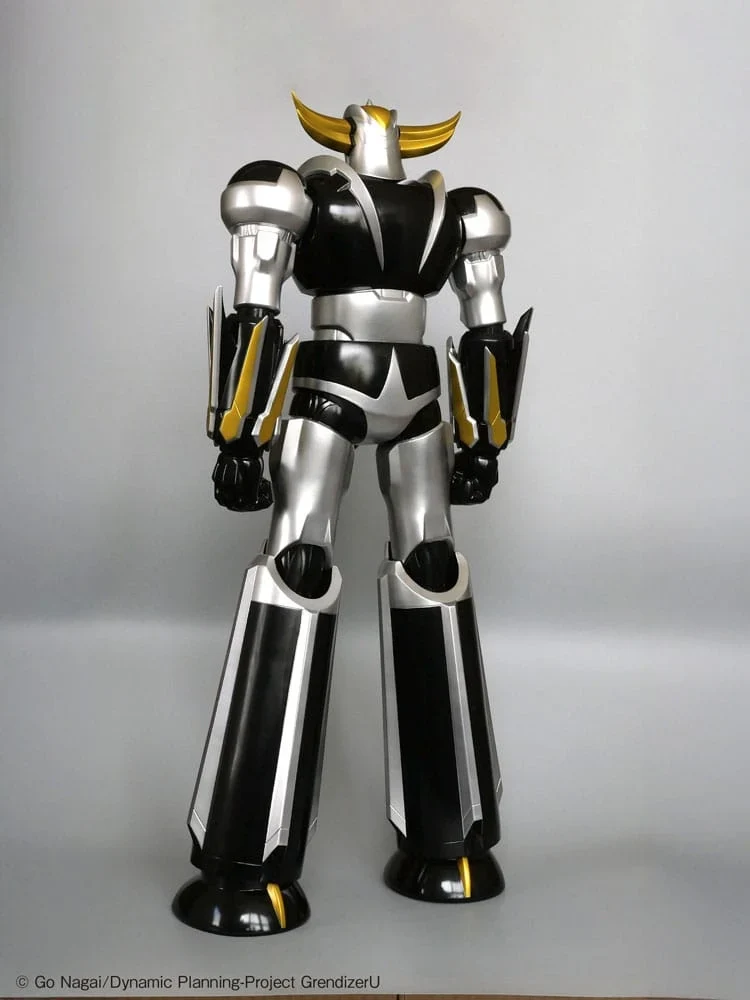 Grendizer Black & Gold version Jumbo Figure By Easy Hobby - Image 3