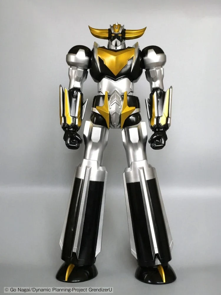 Grendizer Black & Gold version Jumbo Figure By Easy Hobby - Image 4
