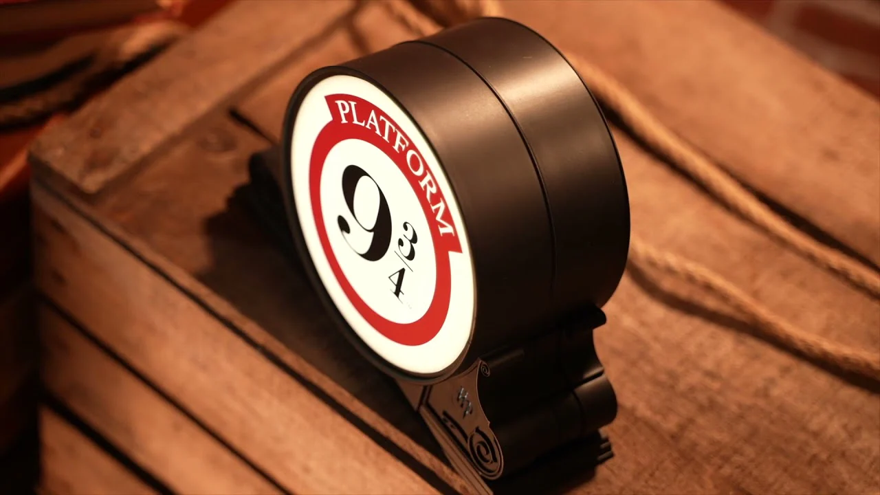 HARRY POTTER- PLATFORM 9 3/4 LAMP - Image 4