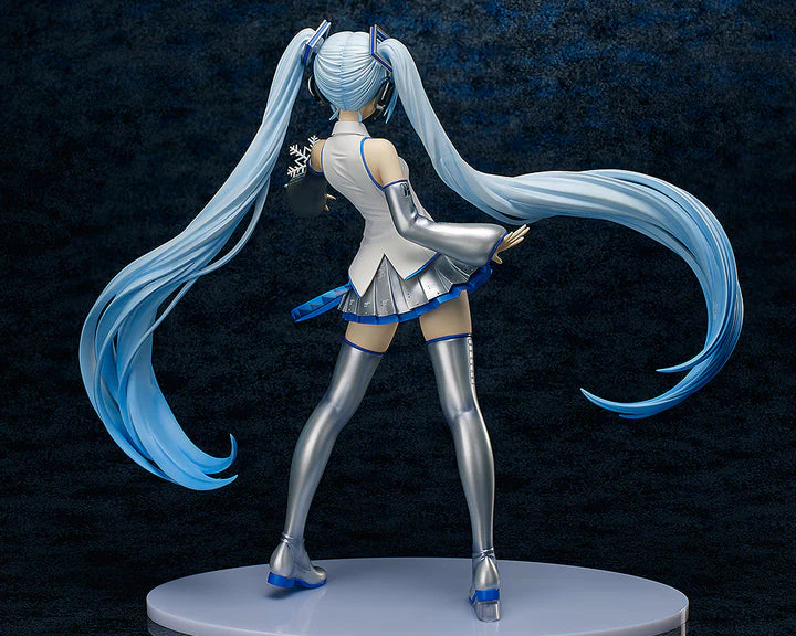 Hatsune Miku SNOW MIKU (re-run) 1/4 scale Figure By Freeing - Image 3