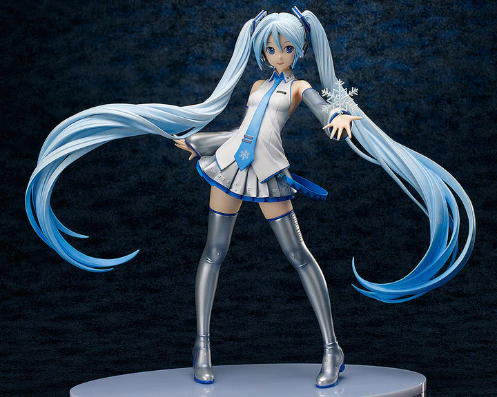 Hatsune Miku SNOW MIKU (re-run) 1/4 scale Figure By Freeing - Image 4