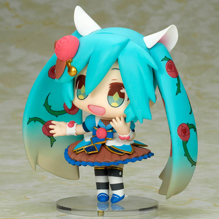 Vocaloid Hatsune Miku & Meiko Set of Figure by EMONTOYS - Image 5