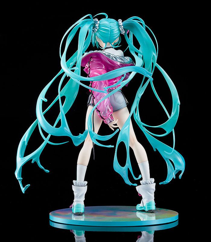 Character Vocal Series 01: Hatsune Miku with SOLWA 1/7 Scale Figure by Good Smile Company - Image 3