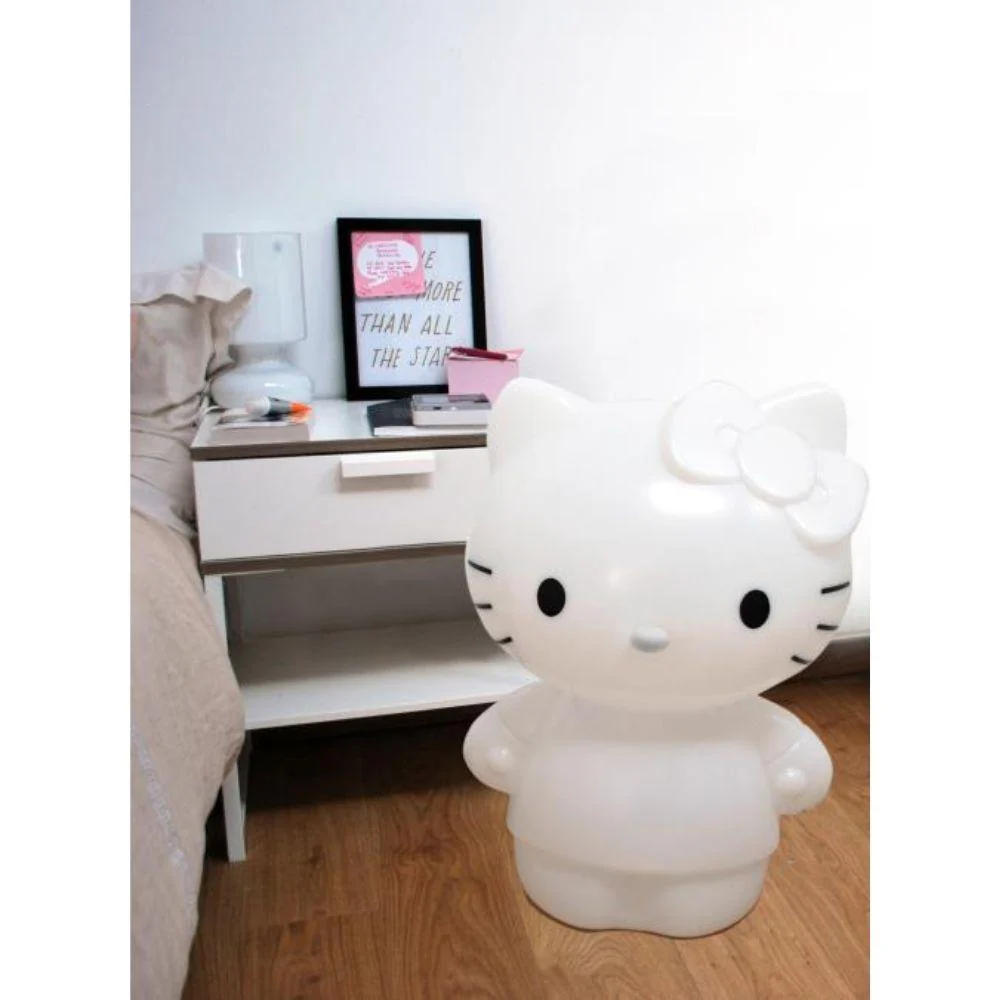 Hello Kitty Light-up figurine 31 in - Image 5