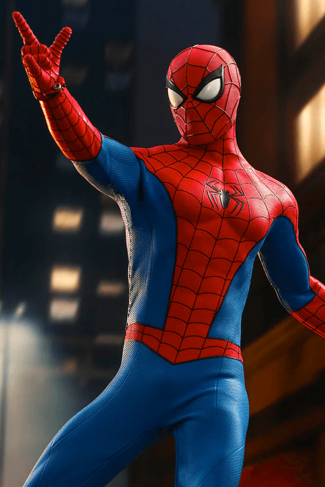 Spider Man Classic Suit Version 1/6 Scale Figure By Hot Toys - Image 6