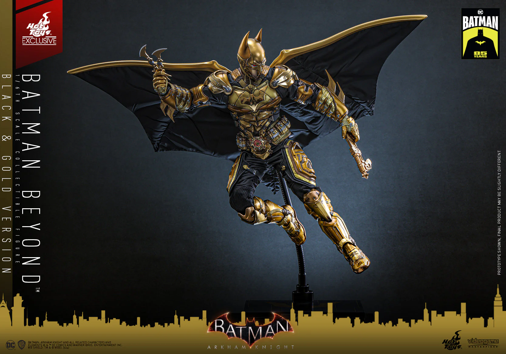 Hot Toys Batman Beyond Black & Gold Ver. - Image 3