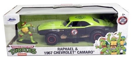 Teenage Mutant Ninja Turtles Raphael Chevrolet Camaro 1/24 Scale Model - Image 2