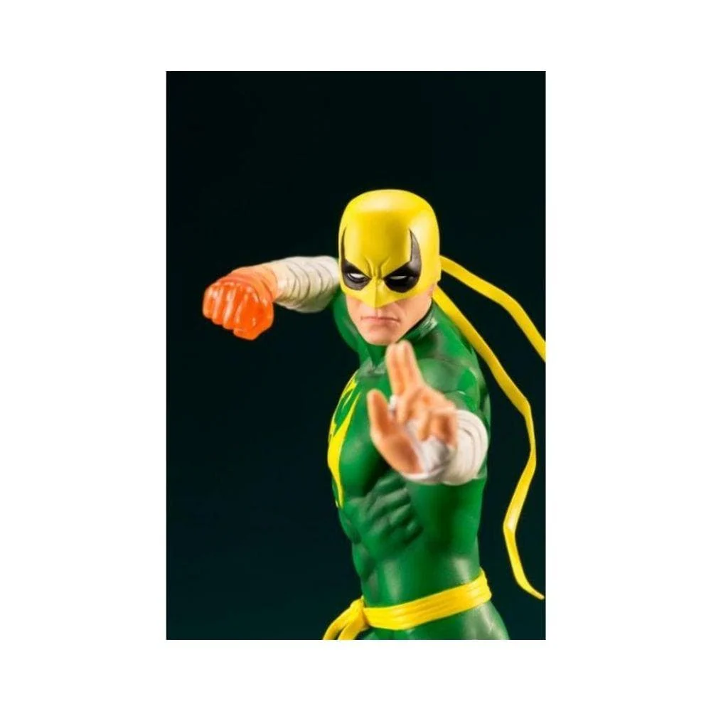 Kotobukiya : The Defenders Iron Fist Artfx+ Statue - Image 2