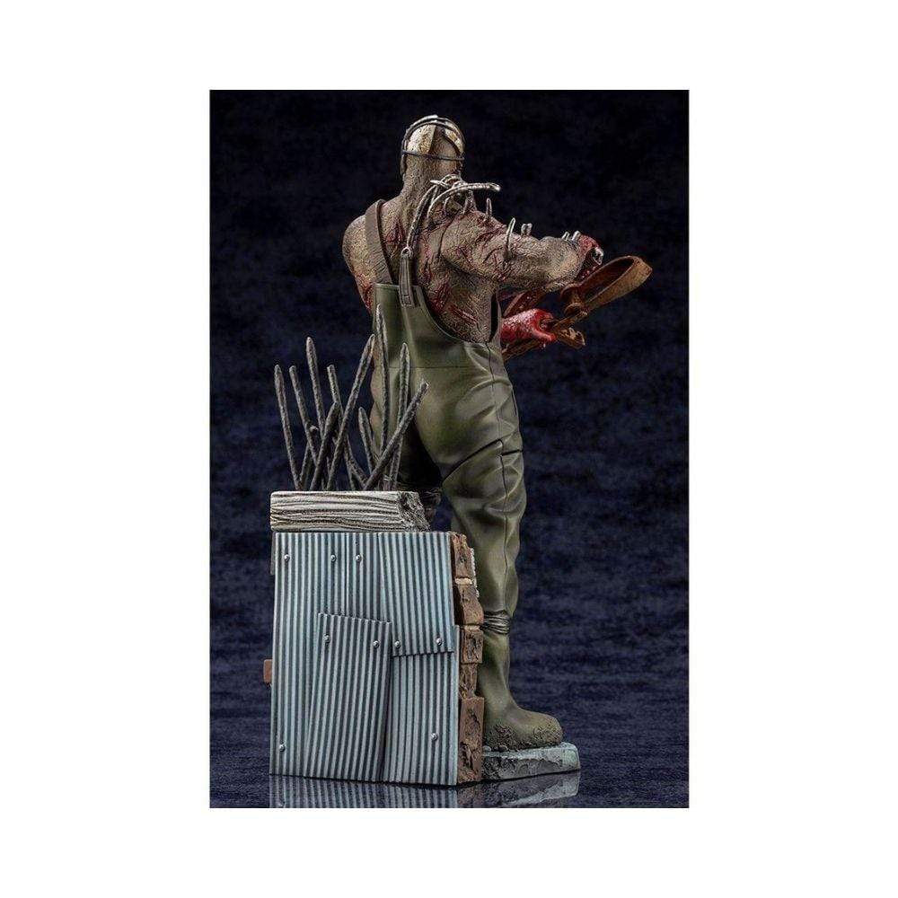 Kotobukiya : Dead By Daylight The Trapper Statue - Image 3