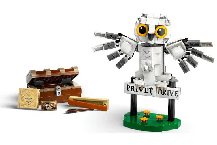 Lego Hedwig at 4 Privet Drive - Image 2