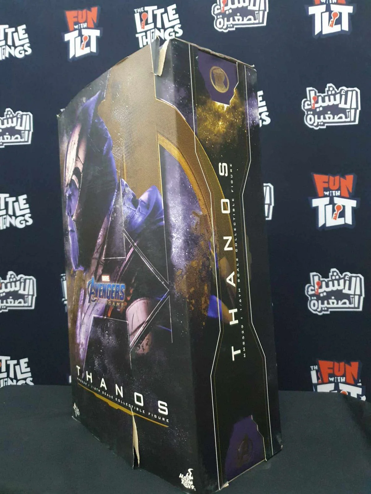 Marvel Thanos - 1/6 Scale Figure By Hot Toys [Damaged Box] - Image 4