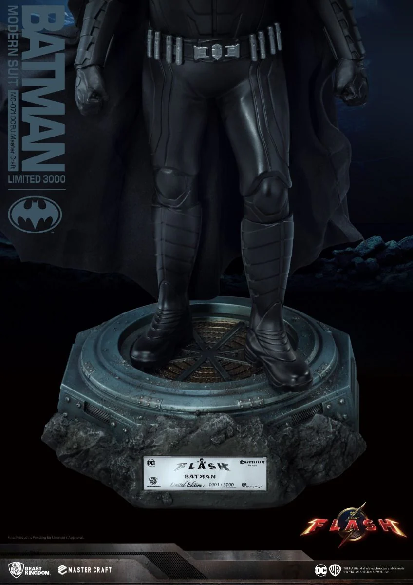 MC-071 DCEU Master Craft Batman Modern Suit Master Craft By Beast Kingdom - Image 5