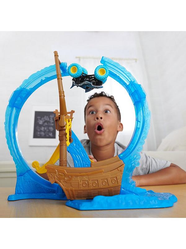 Monster Jam 1:64 Loop Of Doom Stunt Playset - Image 2