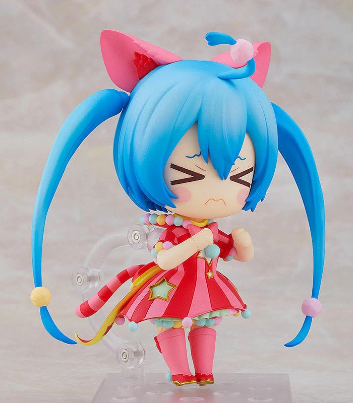 Hatsune Miku: Wonderland Sekai Ver. Nendoroid Action Figure by Good Smile Company - Image 2