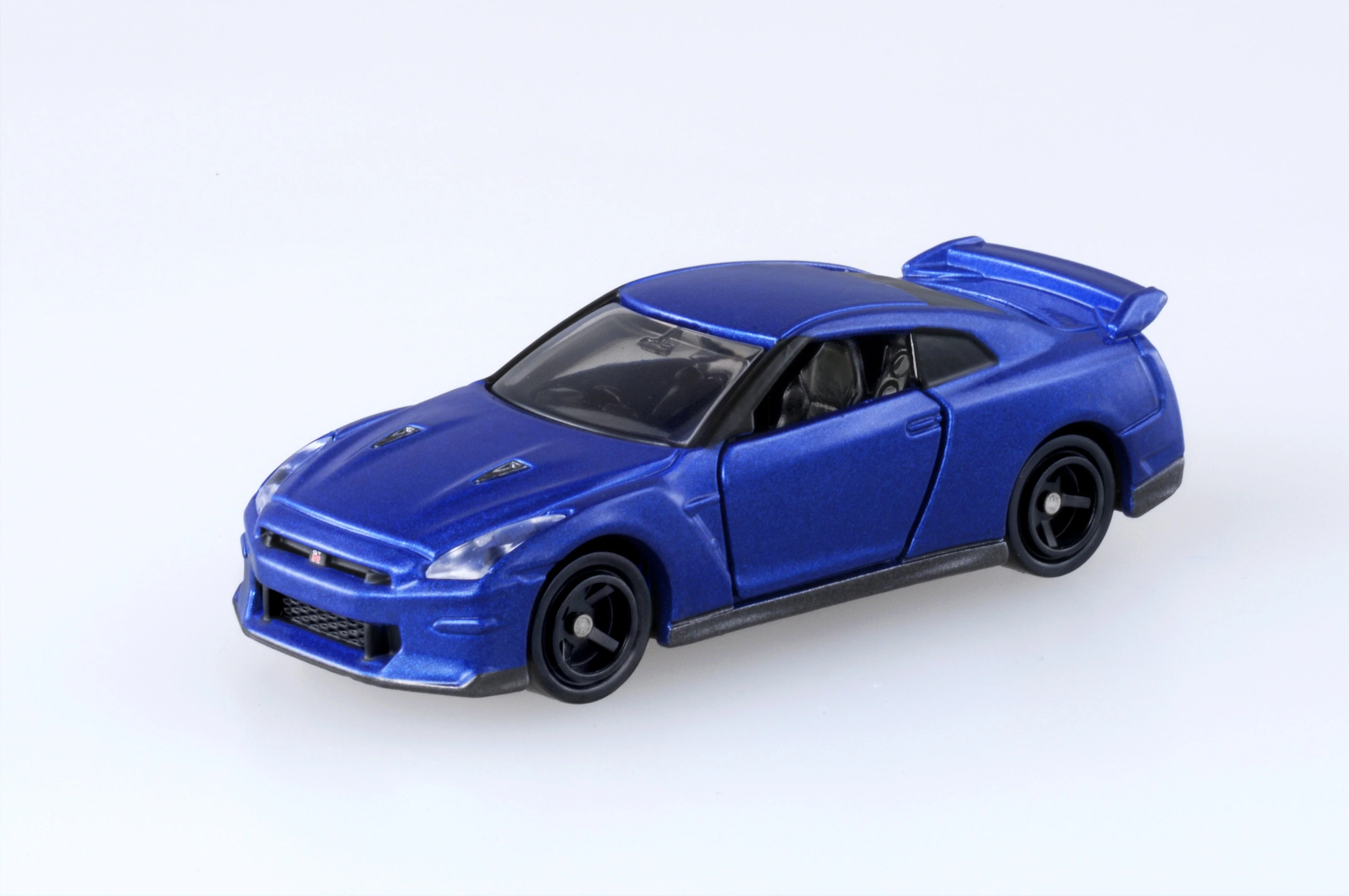 NISSAN GT-R Core Tomica By Takara Tomica - Image 3