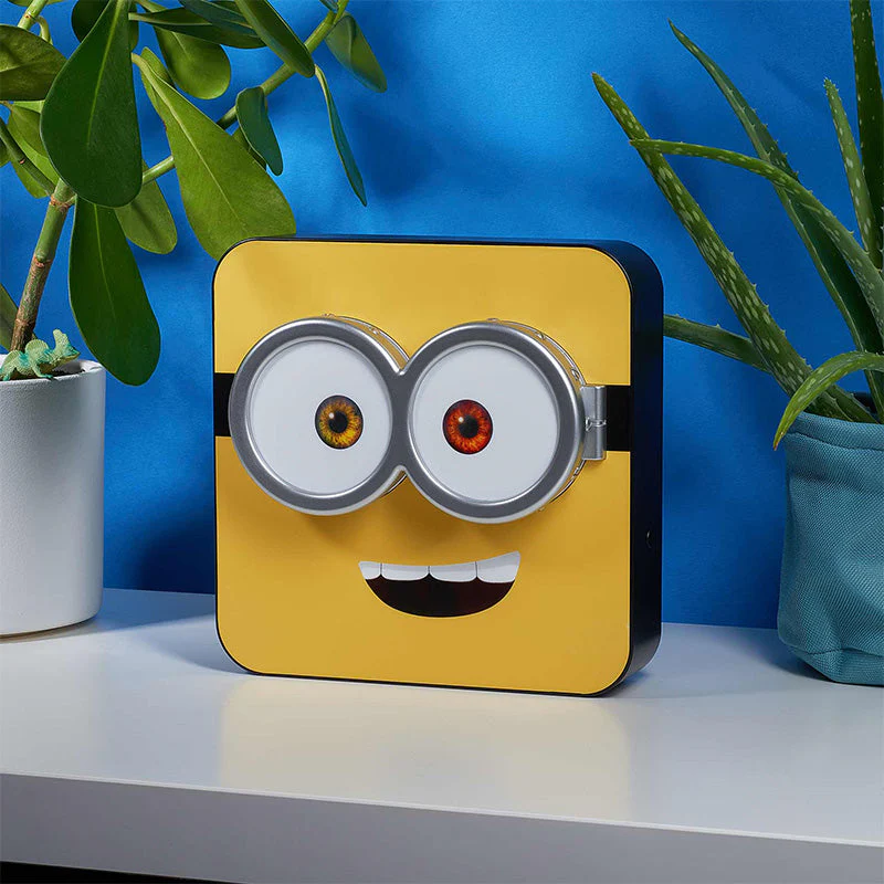 Despicable Me Minions 3D Desk Lamp Wall Light - Image 5