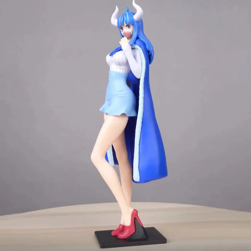 One Piece Glitter & Glamours Ulti Figure Ver. A by Banpresto - Image 2
