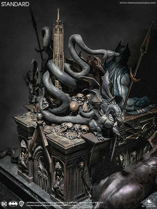 Batman on Throne 1:4 Scale Statue by Queen Studios - Image 5