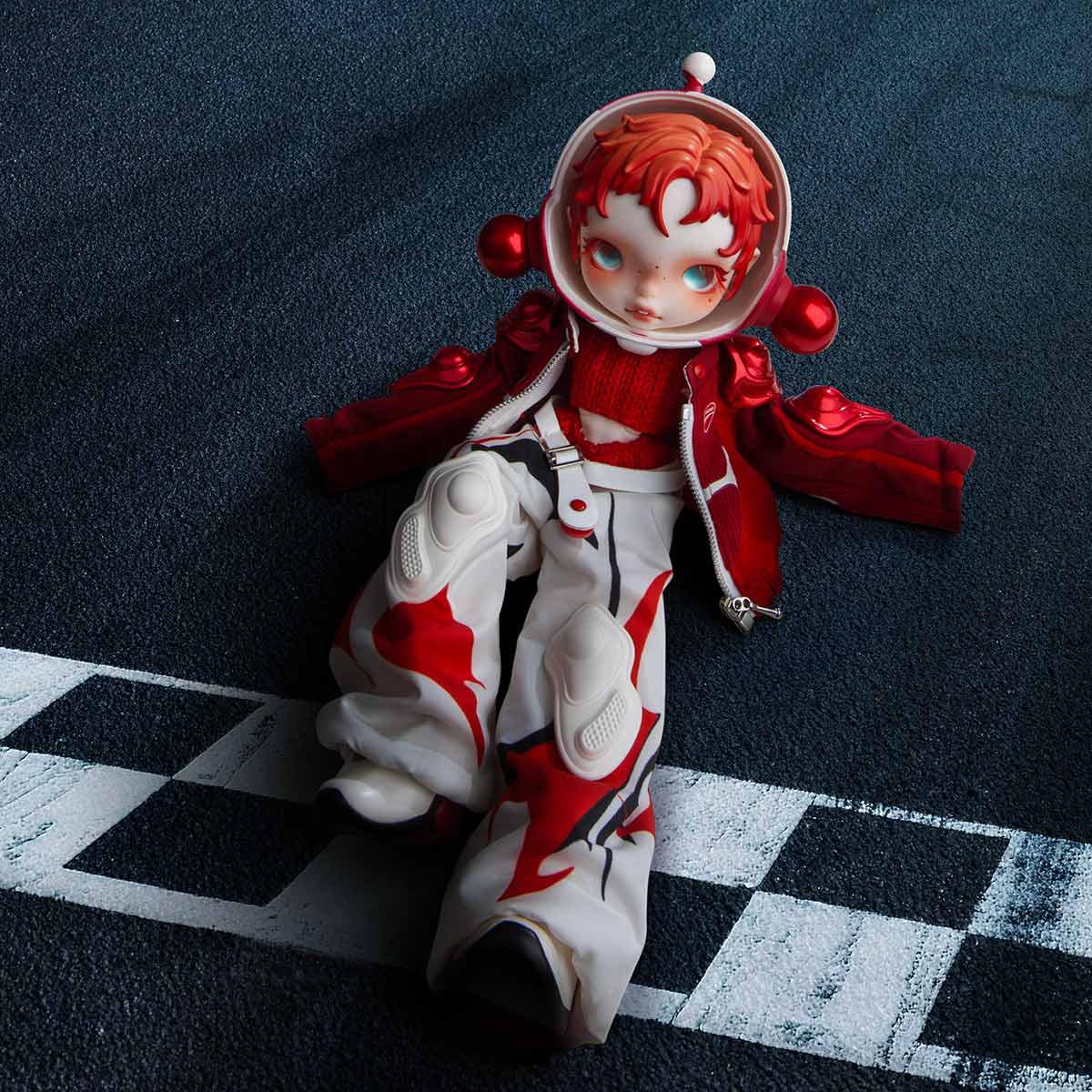Skullpanda × Ducati 1/6 Action Figure By Pop Mart - Image 5