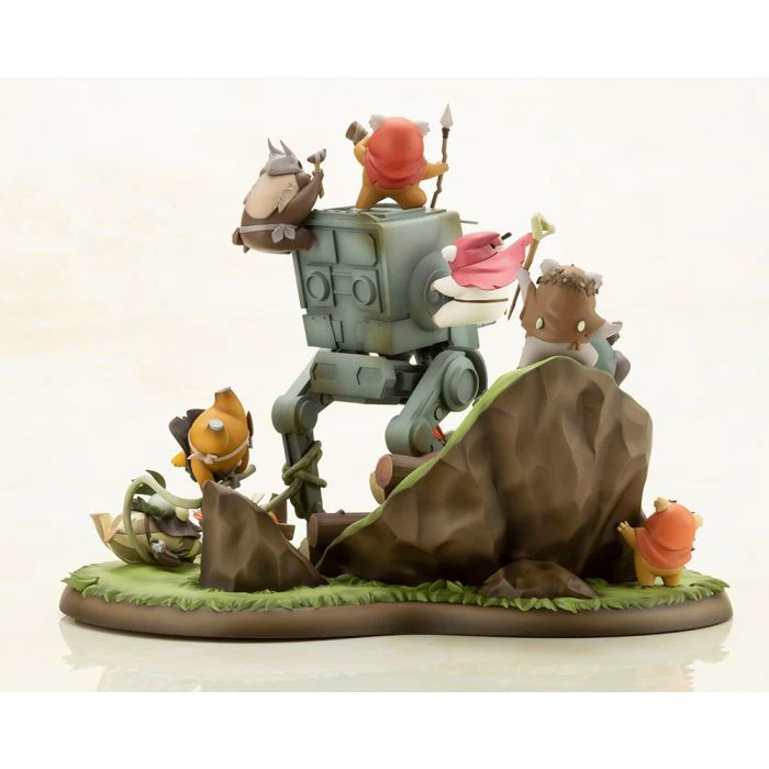 STAR WARS: ARTFX ARTIST SERIES - BATTLE OF ENDOR THE LITTLE REBELS STATUE BY KOTOBUKIYA - Image 2