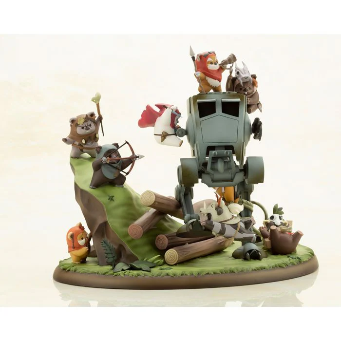 STAR WARS: ARTFX ARTIST SERIES - BATTLE OF ENDOR THE LITTLE REBELS STATUE BY KOTOBUKIYA - Image 4