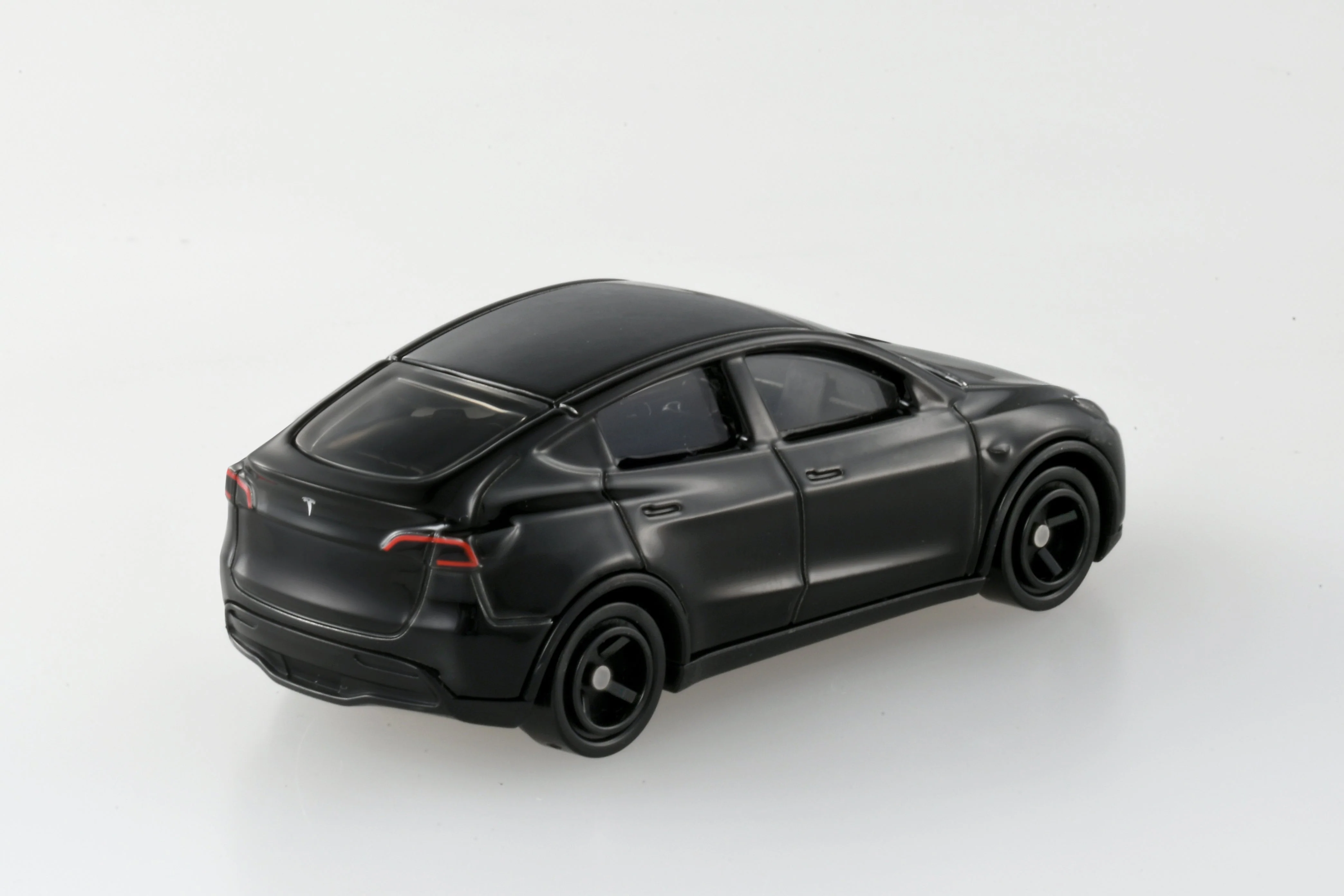 Tesla Model Y Tomica By Takara Tomica - Image 3