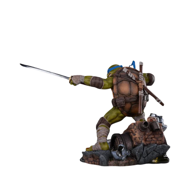 Teenage Mutant Ninja Turtles Leonardo (Deluxe Ver.) 1/3 Scale Limited Edition Statue By Premium Collectibles Studio - Image 2