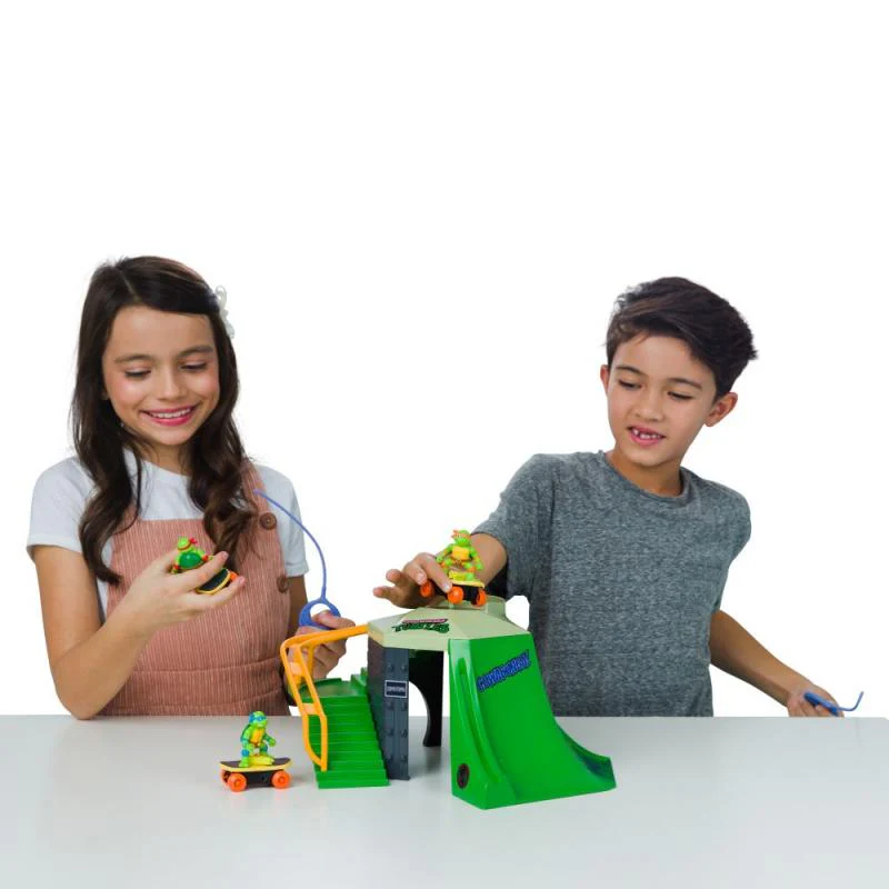 Teenage Mutant Ninja Turtles Mini Madness Skate Park Play Set - Image 2