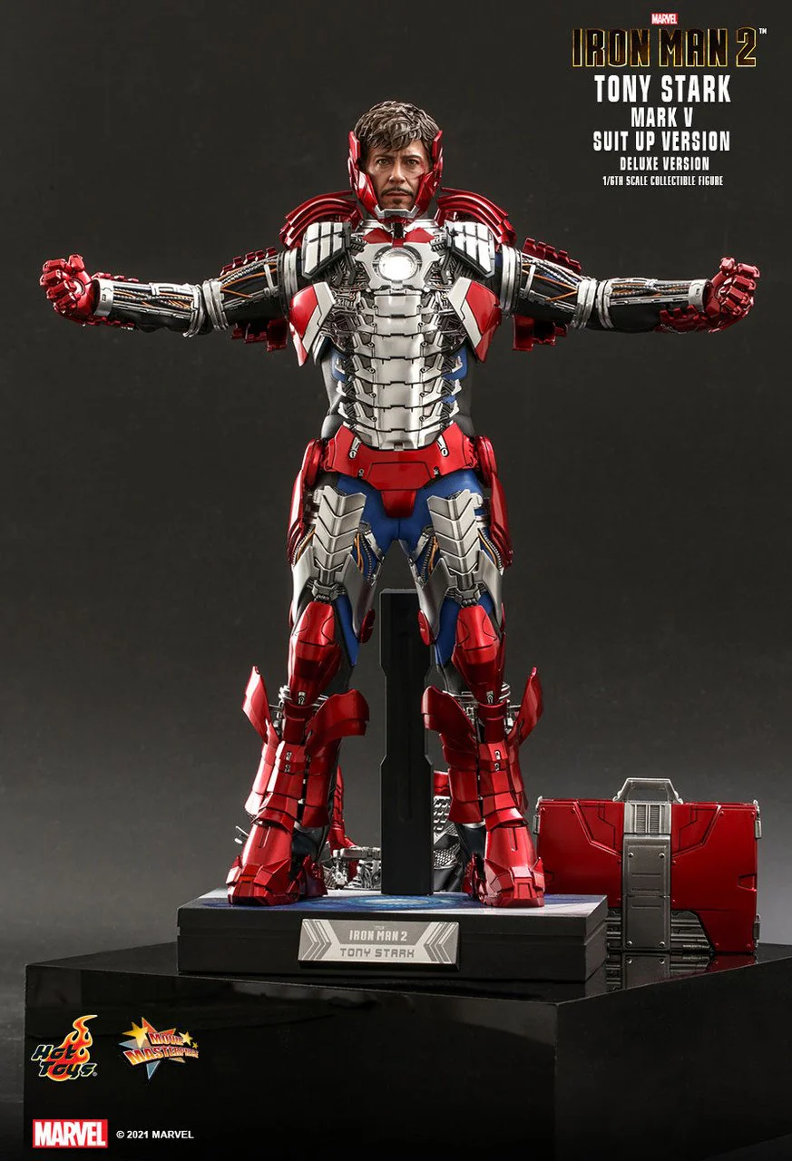 Marvel IRON MAN 2 Tony Stark (Mark V Suit Up) Deluxe 1:6 Action Figure By Iron Studios - Image 4