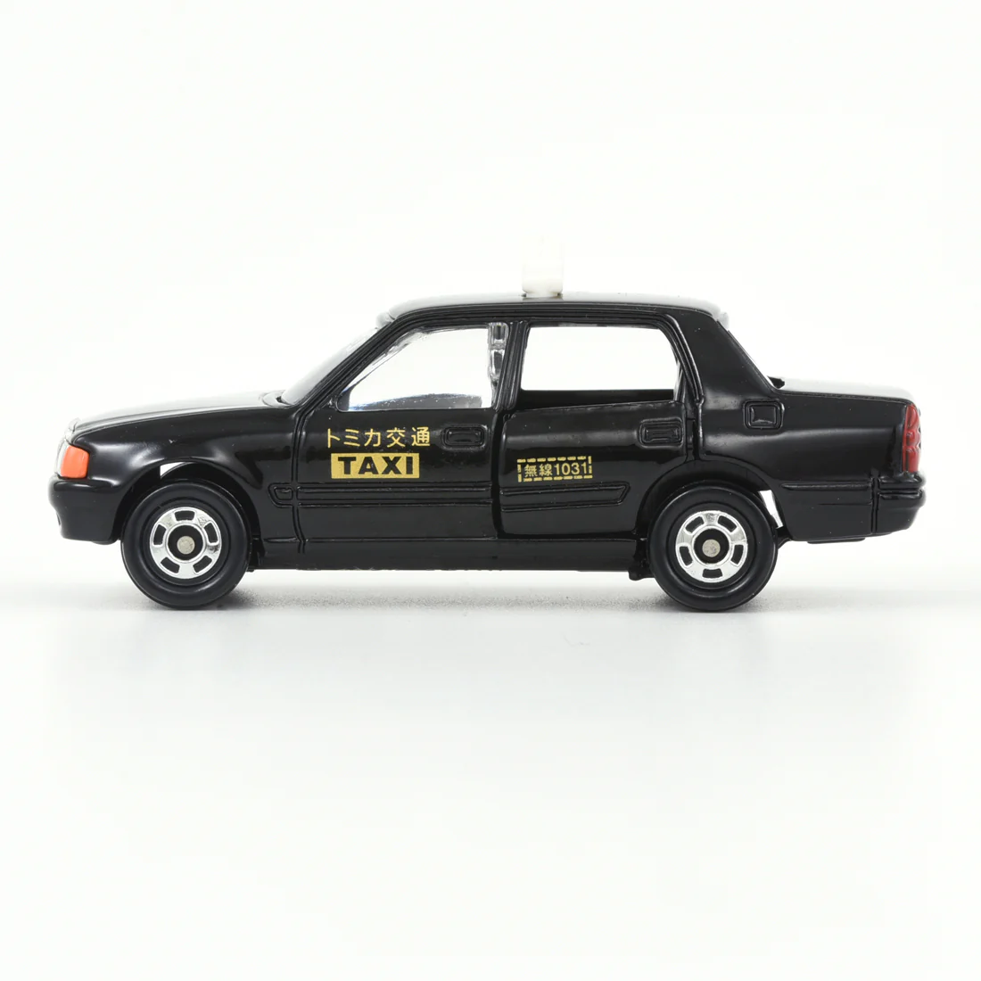 Toyota Crown Comfort Taxi Core Tomica By Takara Tomica - Image 2