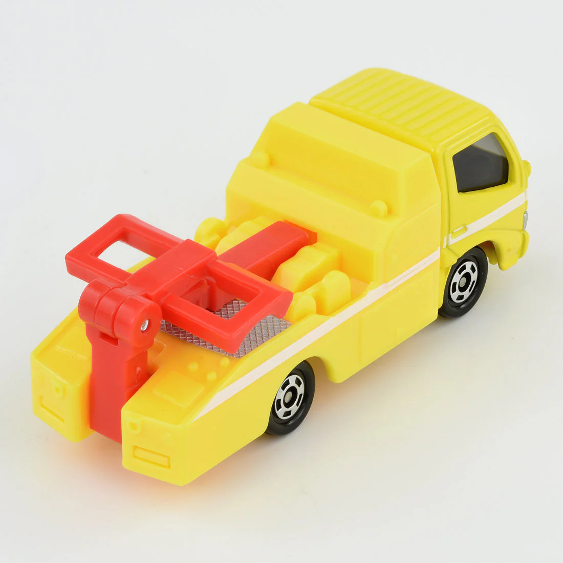 Toyota Dyna Tow Truck Core Tomica By Takara Tomica - Image 3